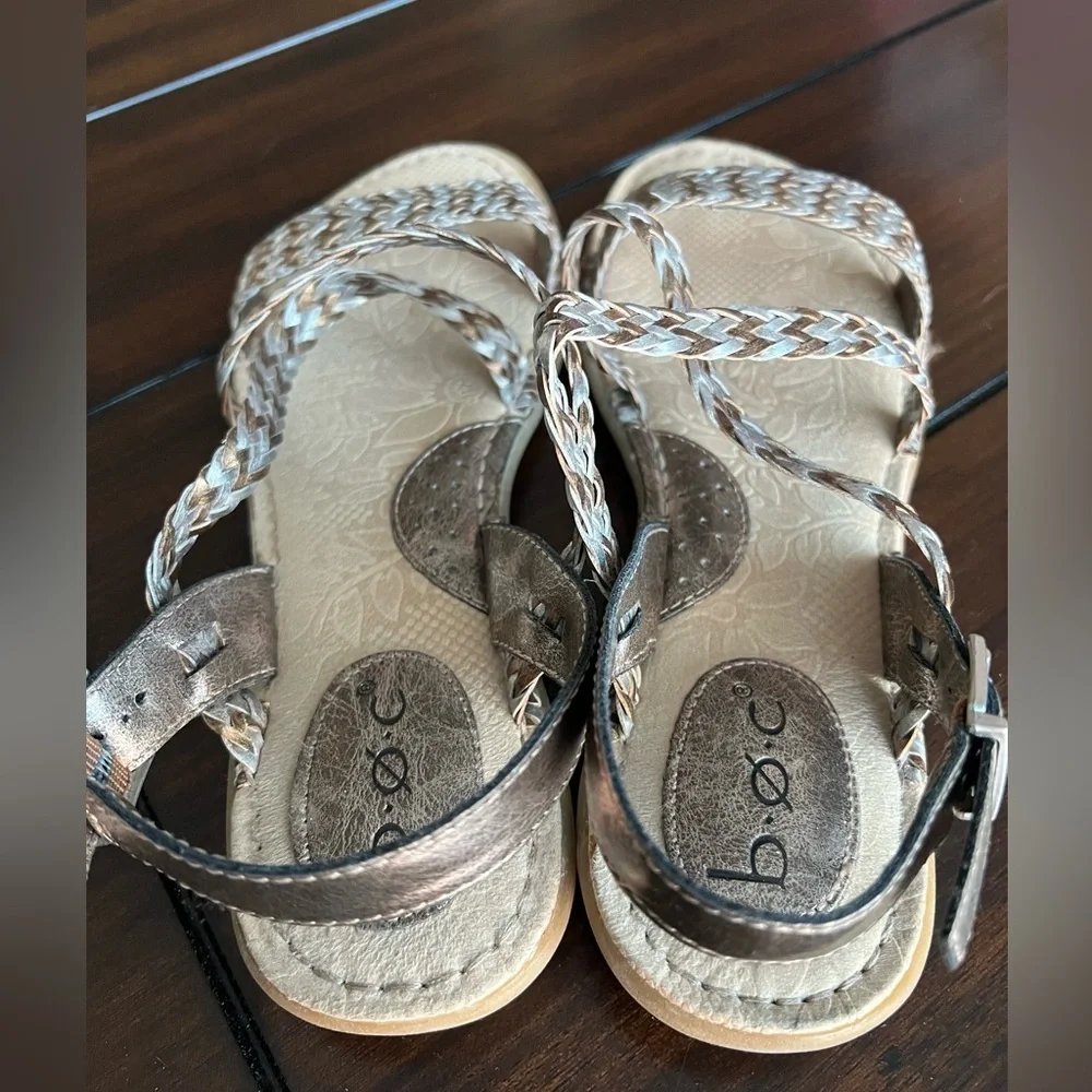 b.o.c. Dena Bronze Sliver Braided Faux Leather Slingback Sandals Size 10 M - Picture 4 of 6